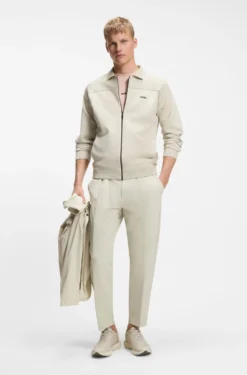 Active Tapered-Fit Hose aus wasserabweisendem Stretch-Gewebe