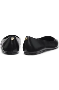 Ballerinas aus Leder mit spitzer Kappe