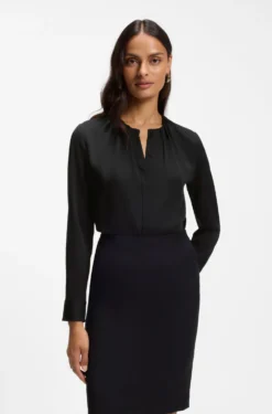 Bluse aus Stretch-Seide mit gerafften Details
