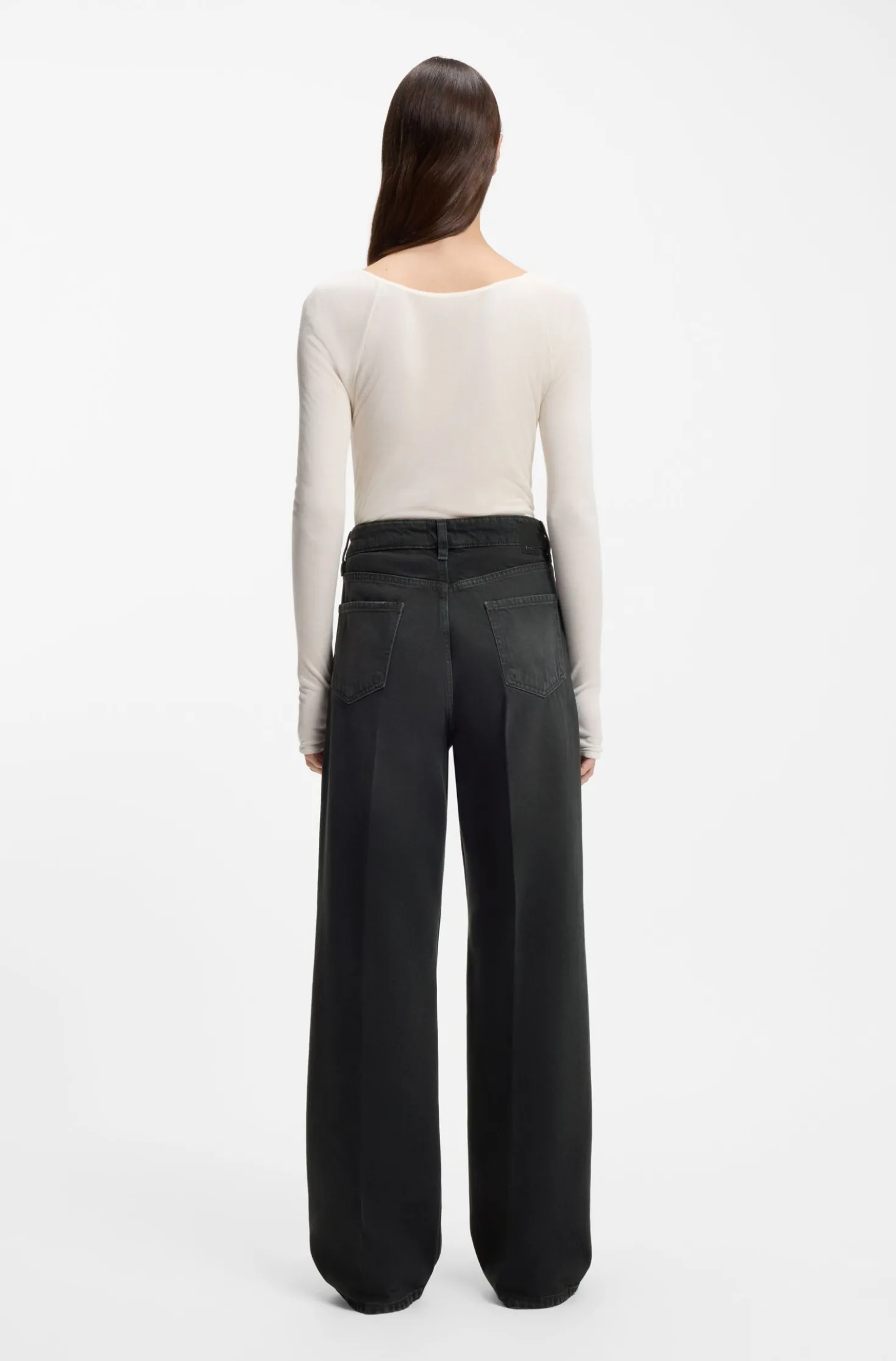 Boyfriend-Fit Jeans aus festem grauem Denim