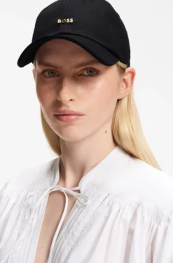 Cap aus Baumwoll-Twill mit Metall-Logo