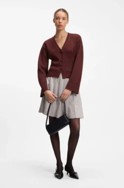 Cardigan aus Woll-Mix mit Logo-Niete