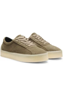 Derbys aus Veloursleder mit Krepp-Gummisohle