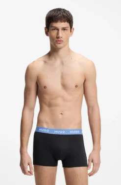 Dreierpack eng anliegende Boxershorts mit kurzem Bein aus Stretch-Baumwolle mit Logo-Bund
