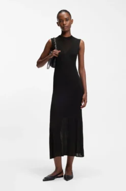 Geripptes Kleid mit Colour-Block-Effekt