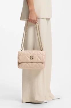 Gesteppte Umhängetasche mit Double-B-Monogramm