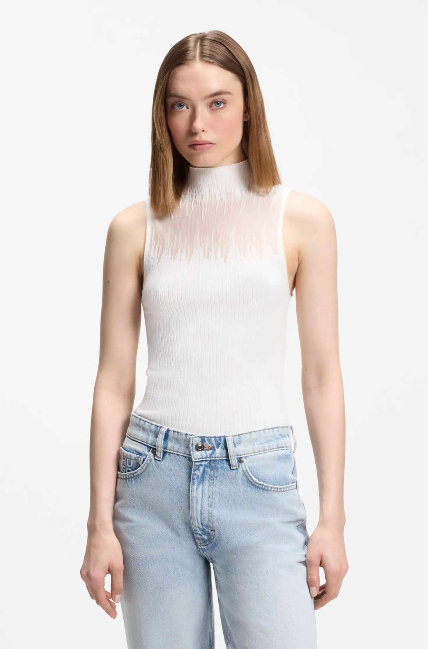 Gestricktes Top mit transparenter Partie