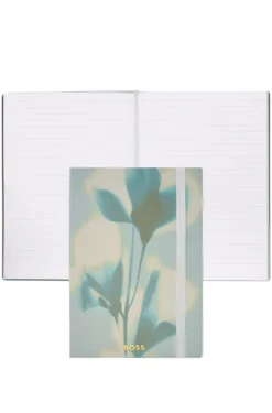 Grünes DIN-A5-Notizbuch mit Blumen-Print und Folien-Logo