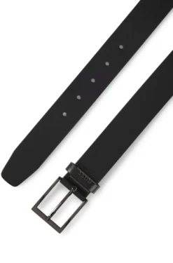 Gürtel aus italienischem Leder mit gebürsteten Metalldetails