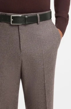 Gürtel aus italienischem Leder mit Logo-Gravur auf der Gunmetal-Schließe