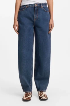 Jeans aus blauem japanischem Denim mit Barrel-Passform