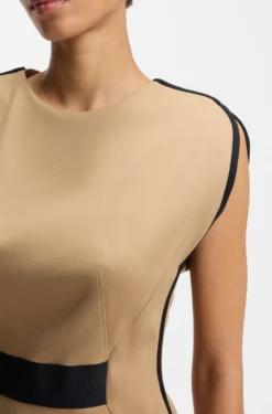 Kleid aus Stretch-Jersey mit Taillen-Detail
