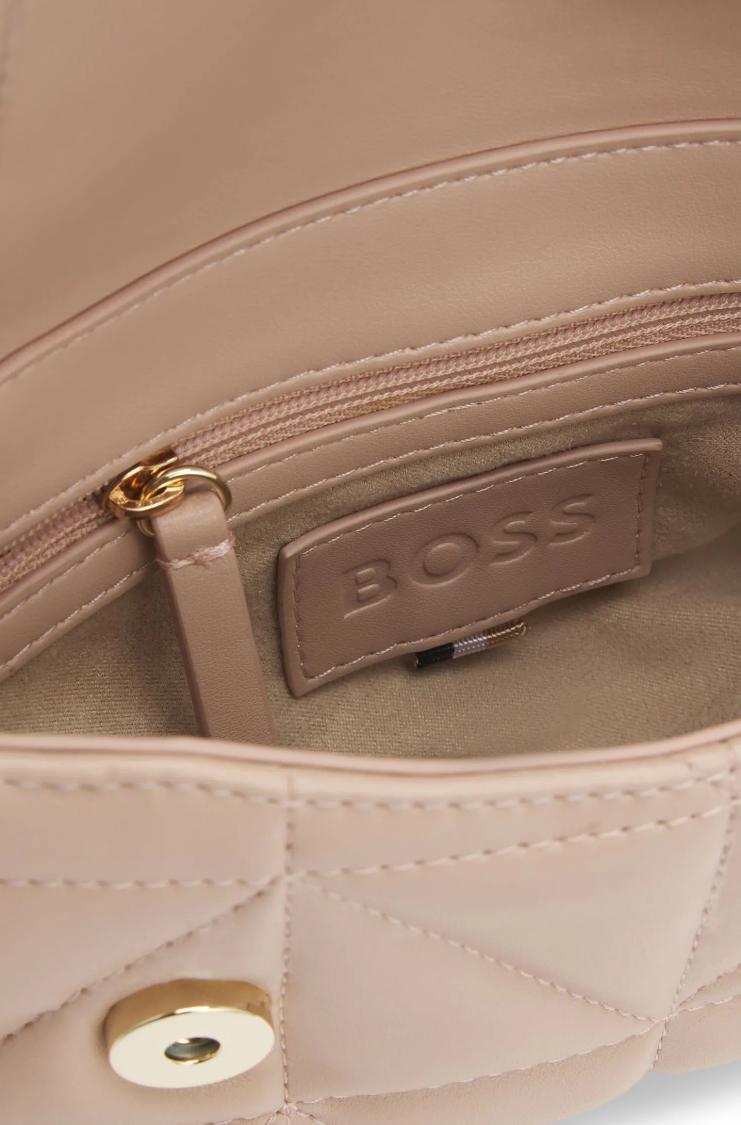 Kleine gesteppte Umhängetasche mit Double-B-Monogramm