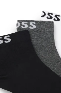 Kurze Socken mit Logos im Dreierpack