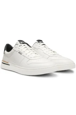 Ledersneakers mit kontrastfarbenen Logos