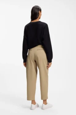 Loose-Fit Chino aus Stretch-Baumwolle mit Twill-Struktur