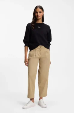 Loose-Fit Chino aus Stretch-Baumwolle mit Twill-Struktur
