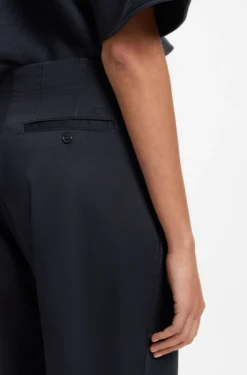 Loose-Fit Chino aus Stretch-Baumwolle mit Twill-Struktur