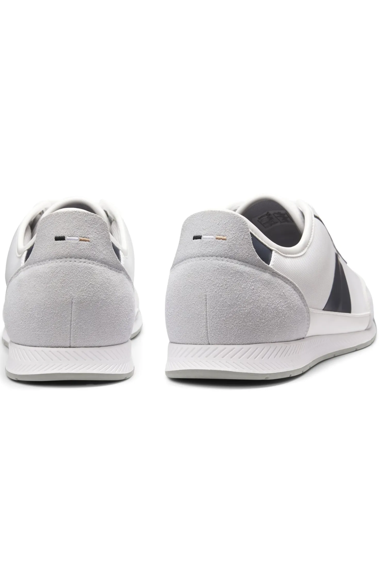 Lowtop Sneakers mit strukturierten Details