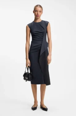 Midikleid mit Drapierung