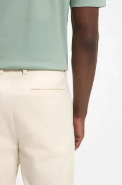 Modern-Fit Hose aus bügelleichtem Baumwoll-Mix mit Twill-Struktur