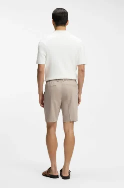 Modern-Fit Shorts aus Leinen-Mix