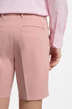 Modern-Fit Shorts aus Stretch-Baumwolle