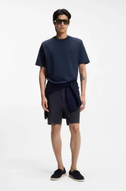 Modern-Fit Shorts aus Stretch-Baumwolle