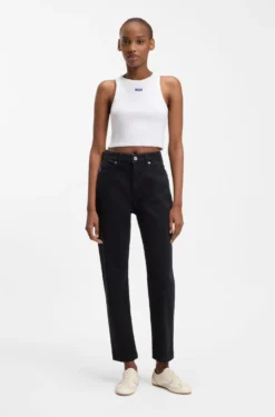 Mom-Jeans aus schwarzem Stretch-Denim