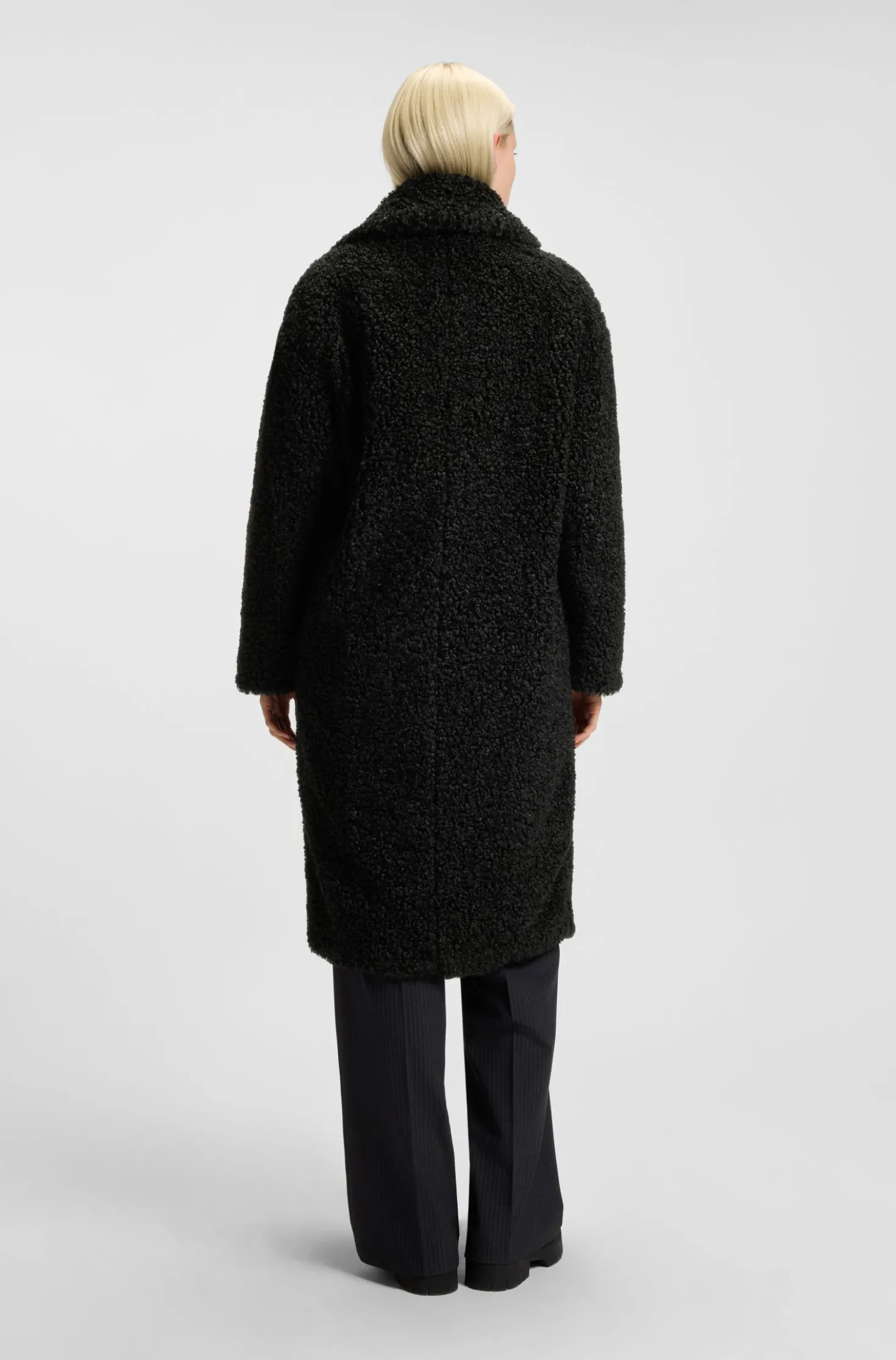 Oversized Mantel aus Kunstfell