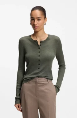 Pullover aus Merinowolle mit Henley-Kragen