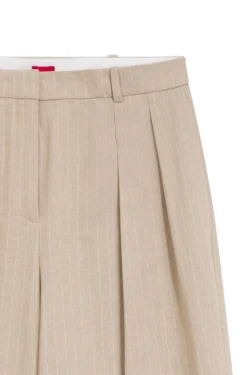 Regular-Fit Hose aus Baumwoll-Mix mit glitzernden Nadelstreifen