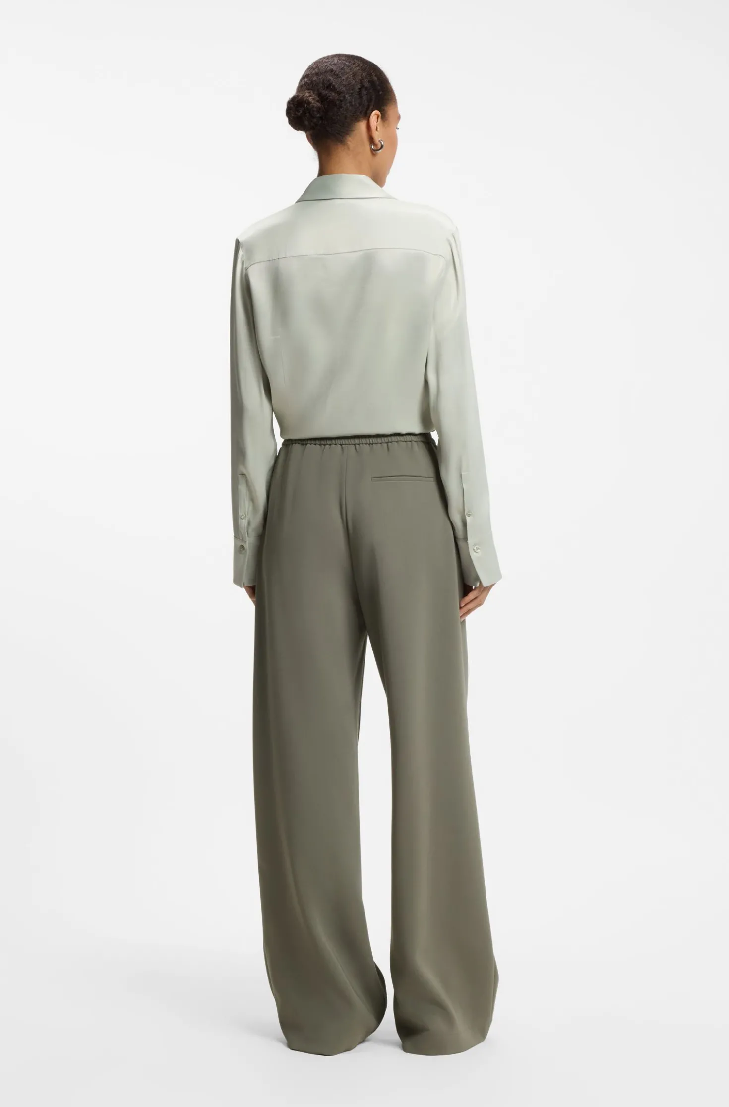 Relaxed-Fit Hose aus antistatischem japanischem Krepp
