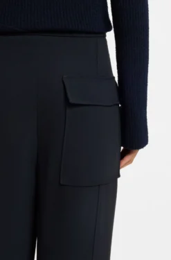 Relaxed-Fit Hose aus knitterfreiem Krepp