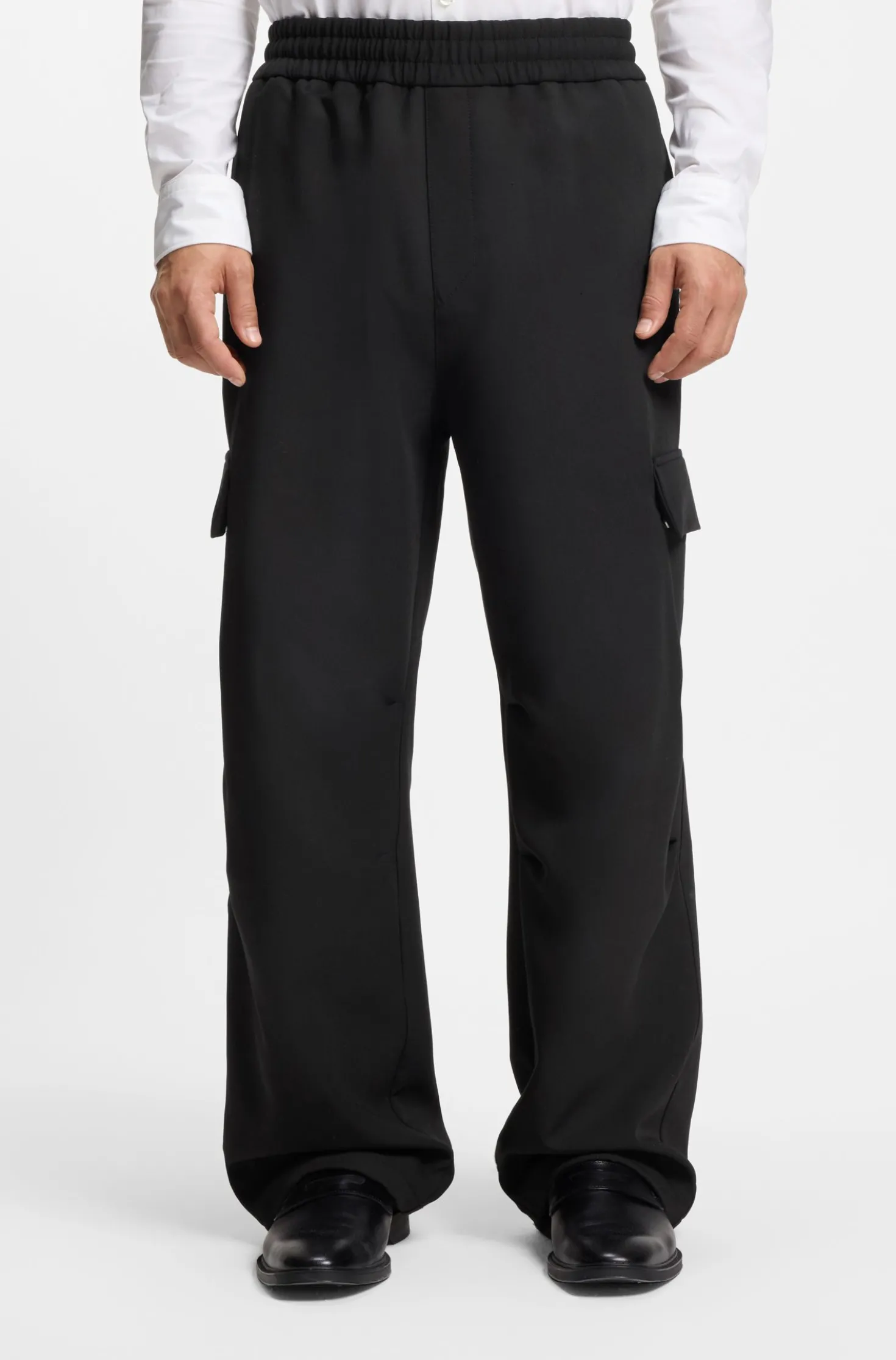 Relaxed-Fit Hose mit Cargo-Taschen