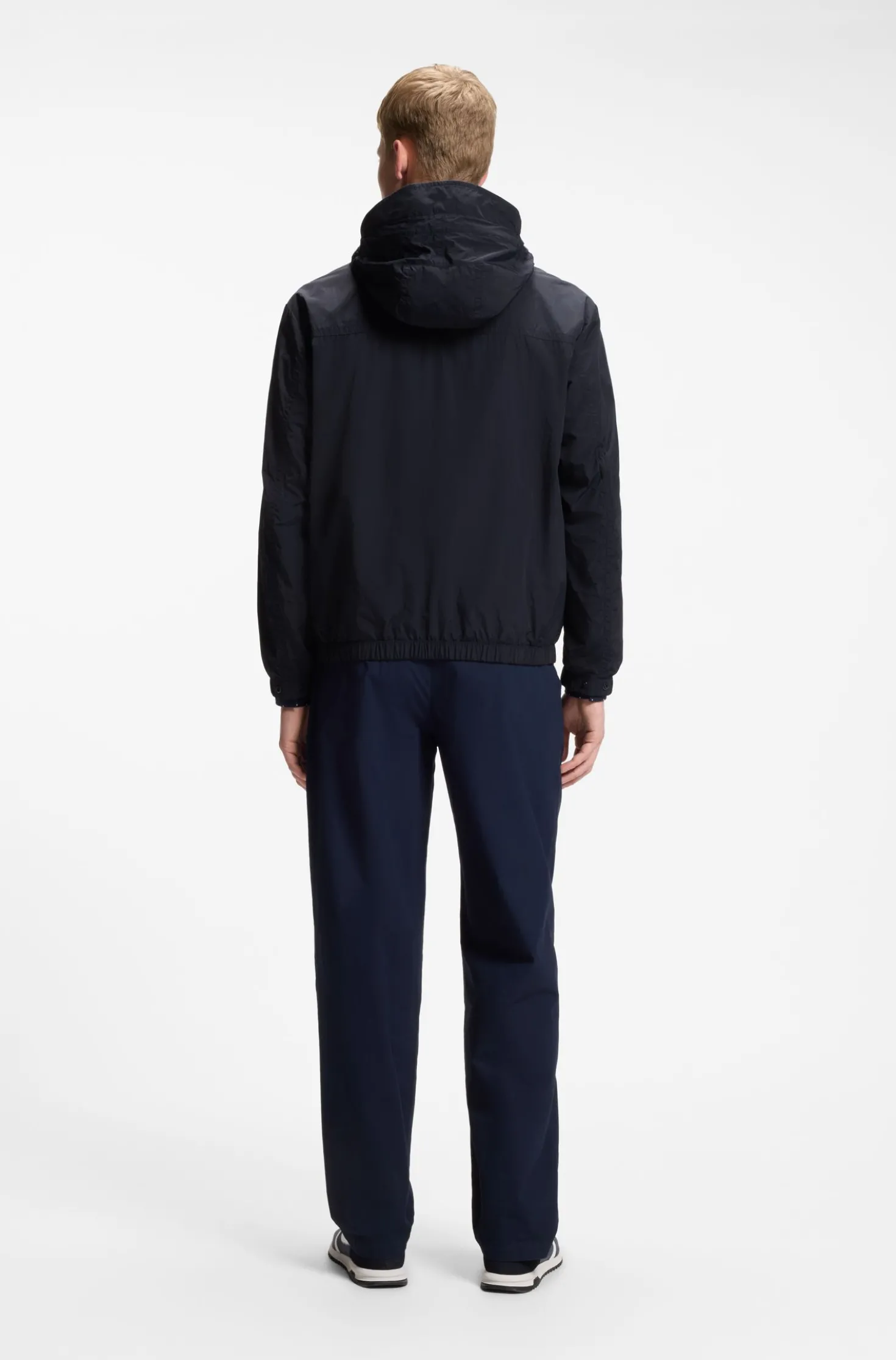 Relaxed-Fit Kapuzenjacke aus wasserabweisendem Gewebe