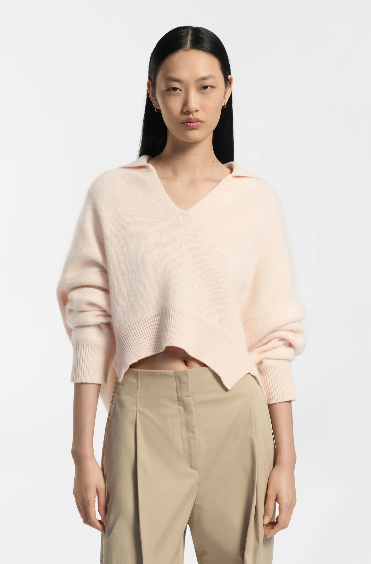 Relaxed-Fit Pullover aus Schurwolle mit Kaschmir