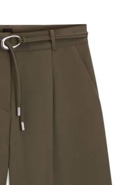 Relaxed-Fit Shorts mit Schnallengürtel