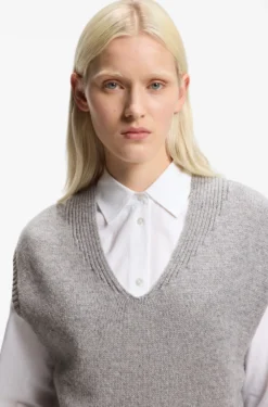 Ärmelloser Pullover aus Woll-Mix