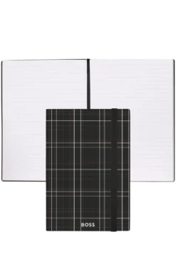 Schwarzes DIN-A5-Notizbuch mit Karo-Print und silberfarbenem Folien-Logo