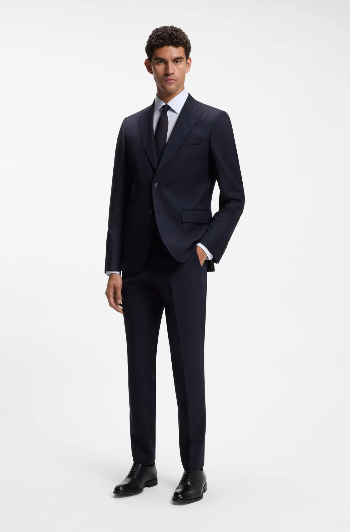 Slim-Fit-Anzug aus gestreifter italienischer Schurwolle