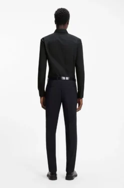 Slim-Fit Hemd aus bügelleichter Baumwoll-Popeline