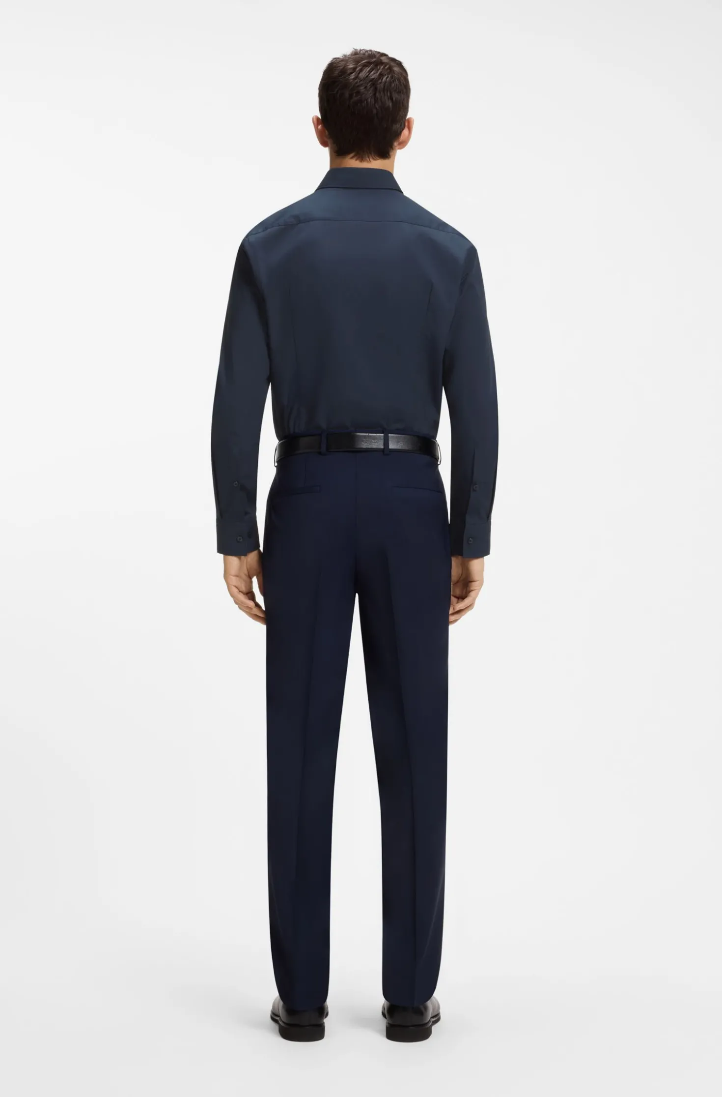 Slim-Fit Hemd aus bügelleichter Baumwoll-Popeline