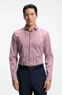 Slim-Fit Hemd aus gestreifter Stretch-Baumwolle mit bügelleichtem Finish