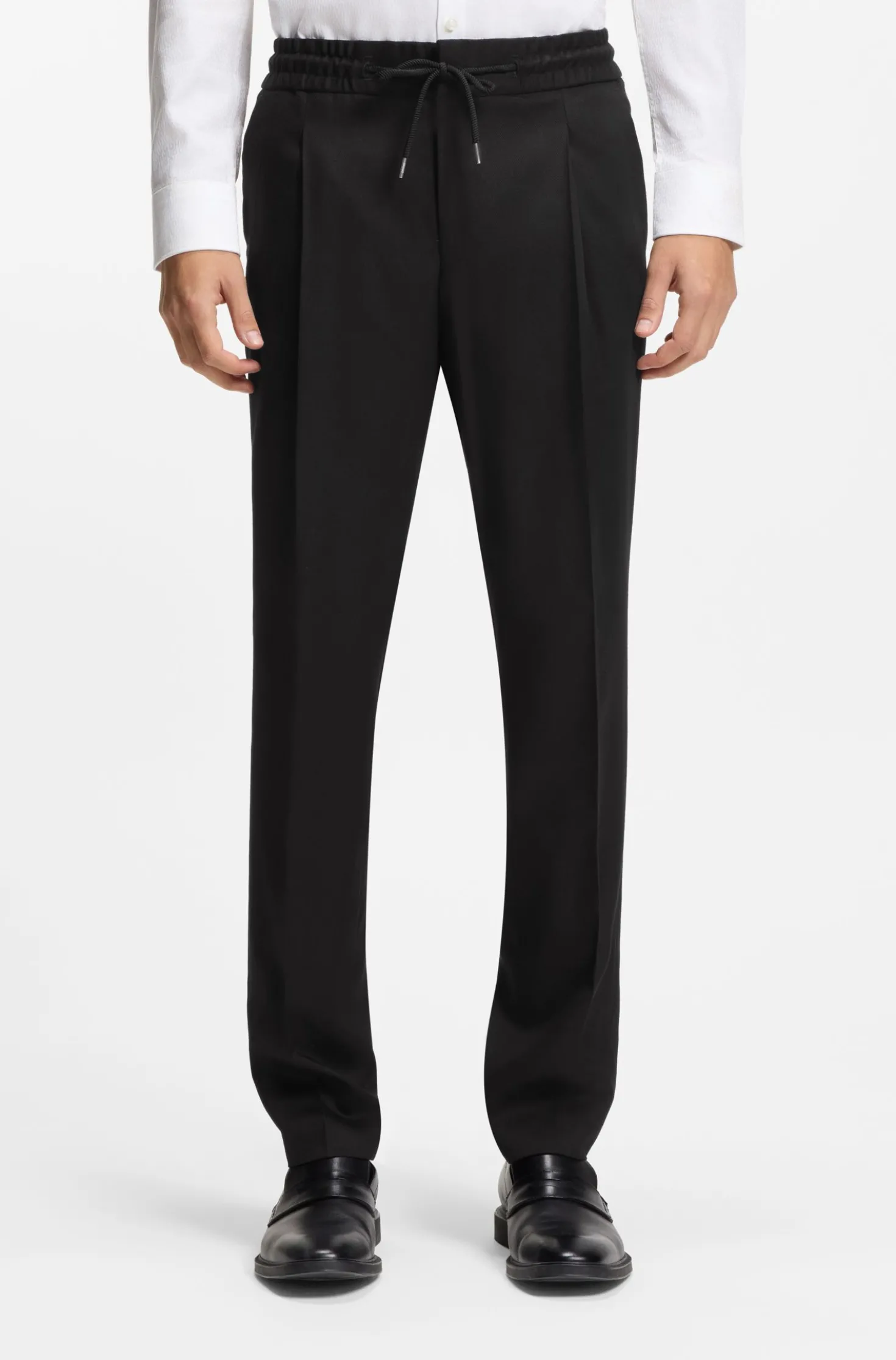 Slim-Fit Hose aus Twill mit Tunnelzugbund