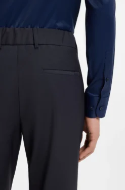 Slim-Fit Hose aus waschmaschinenfestem funktionalem Stretch-Gewebe