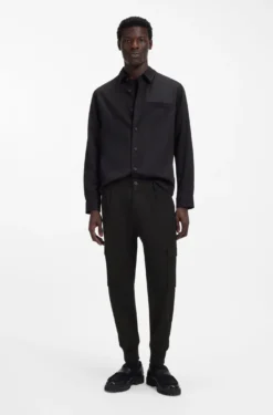 Slim-Fit Hose mit Cargo-Taschen
