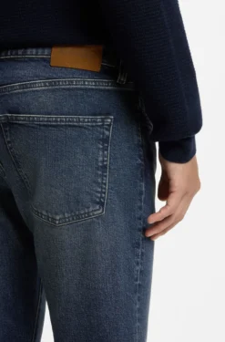 Slim-Fit Jeans aus italienischem Comfort-Stretch-Denim