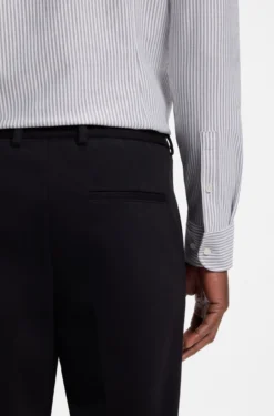 Slim-Fit Jersey-Hemd aus Baumwoll-Mix mit Streifen-Muster