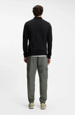 Slim-Fit Poloshirt aus elastischem Baumwoll-Piqué
